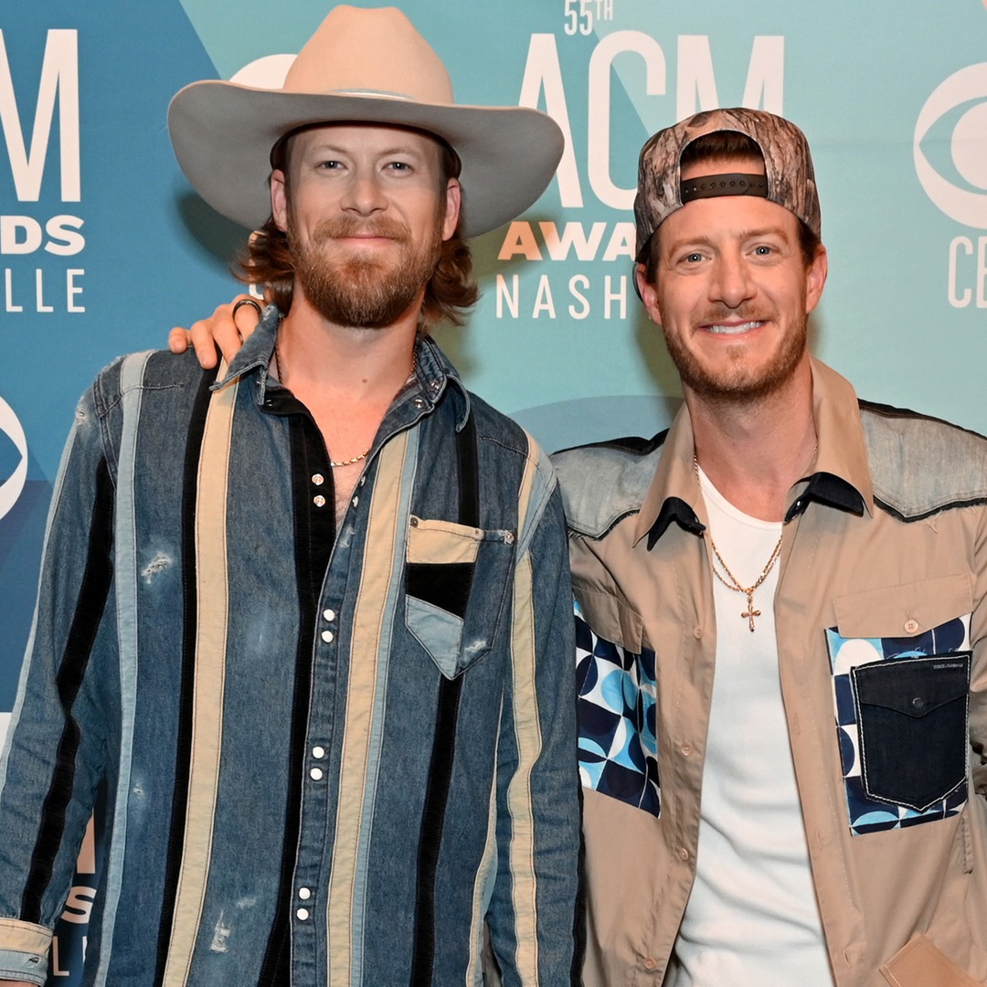 Florida Georgia Line's Tyler Hubbard Reveals Why He Really Unfollowed Brian Kelley on Instagram - E! Online - NewsOpener Florida Georgia Line's Tyler Hubbard Reveals Why He Really Unfollowed Brian Kelley on Instagram - E! Online